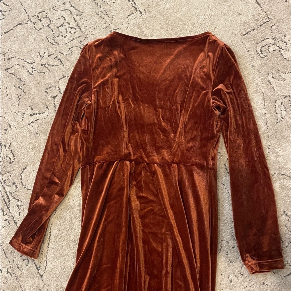 Fall Velvet Wrap dress - Picture 11 of 17